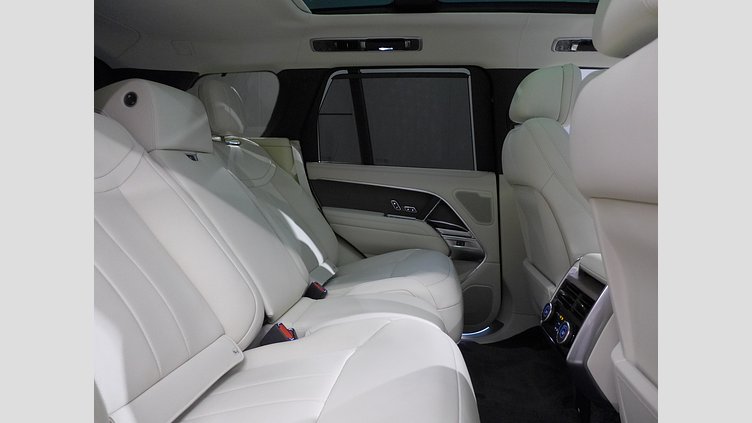 2023 認定中古車 Land Rover Range Rover Charente Grey D300 Autobiography