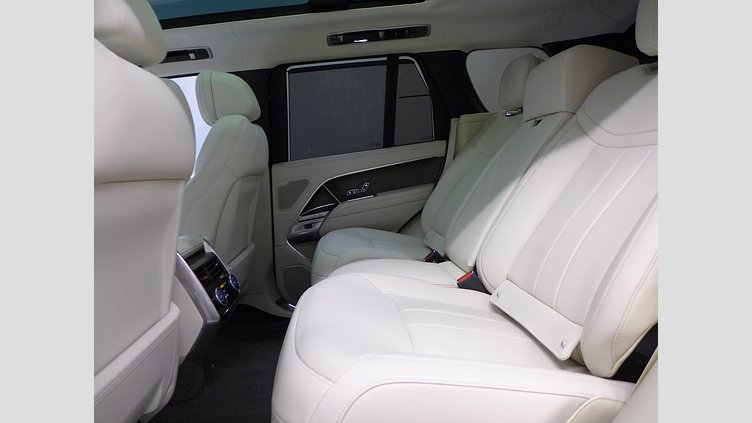 2023 認定中古車 Land Rover Range Rover Charente Grey D300 Autobiography