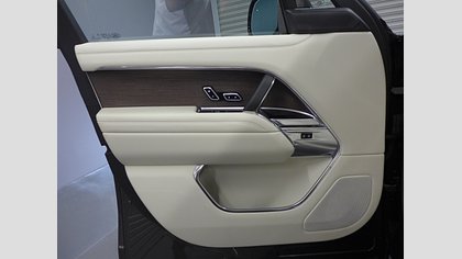 Range Rover 28