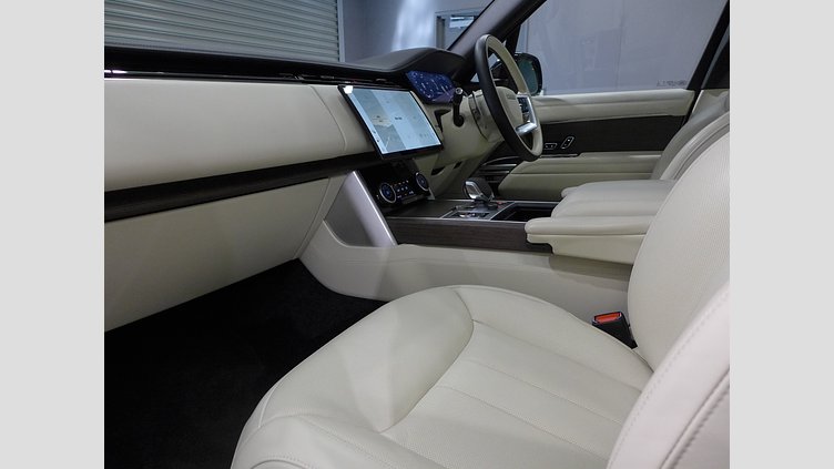 2023 認定中古車 Land Rover Range Rover Charente Grey D300 Autobiography