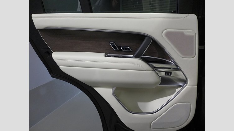 2023 認定中古車 Land Rover Range Rover Charente Grey D300 Autobiography