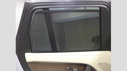 Range Rover 38