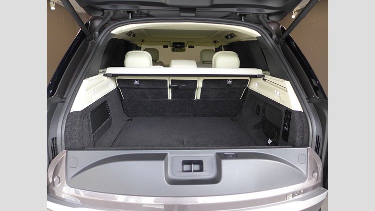 2023 認定中古車 Land Rover Range Rover Charente Grey D300 Autobiography