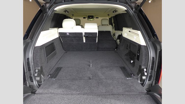 2023 認定中古車 Land Rover Range Rover Charente Grey D300 Autobiography