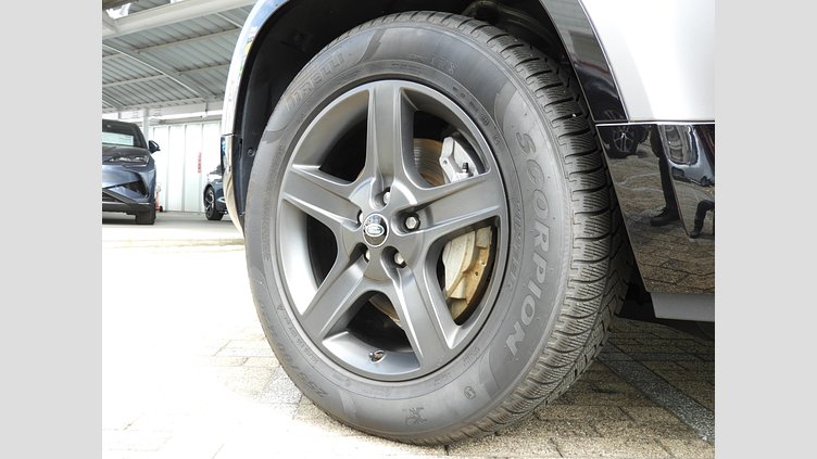 2023 認定中古車 Land Rover Defender 110 アイガーグレイ D300 AWD（AT） X-DYNAMIC SE