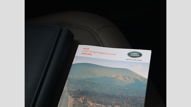 2023 認定中古車 Land Rover Defender 110 アイガーグレイ D300 AWD（AT） X-DYNAMIC SE