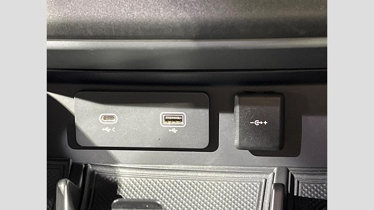 2023 認定中古車 Land Rover Defender 110 サントリーニブラック D300 AWD（AT） X-DYNAMIC HSE