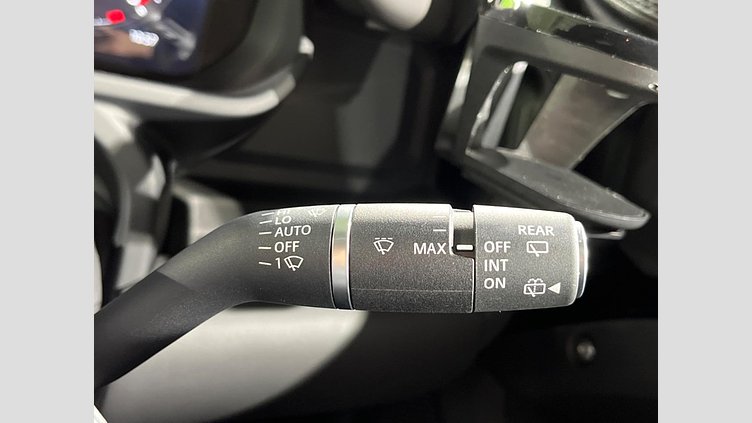 2023 認定中古車 Land Rover Defender 110 サントリーニブラック D300 AWD（AT） X-DYNAMIC HSE