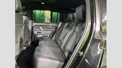 Defender 110 4