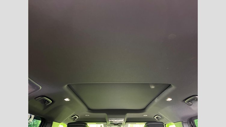 2023 認定中古車 Land Rover Defender 110 サントリーニブラック D300 AWD（AT） X-DYNAMIC HSE