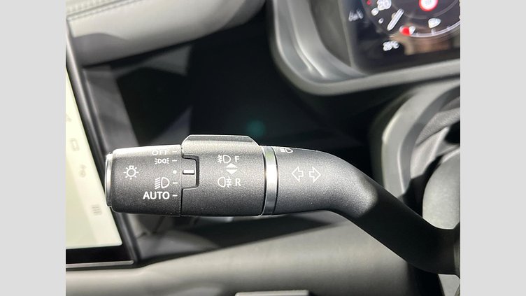 2023 認定中古車 Land Rover Defender 110 サントリーニブラック D300 AWD（AT） X-DYNAMIC HSE