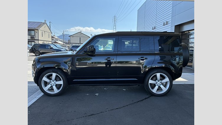 2022 認定中古車 Land Rover Defender 110 サントリーニブラック P300 AWD（AT） XS EDITION