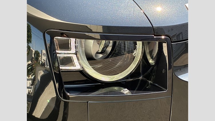 2022 認定中古車 Land Rover Defender 110 サントリーニブラック P300 AWD（AT） XS EDITION