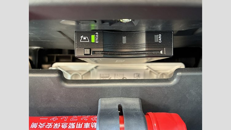 2022 認定中古車 Land Rover Defender 110 サントリーニブラック P300 AWD（AT） XS EDITION
