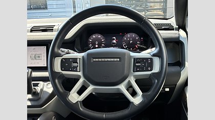 Defender 110 47