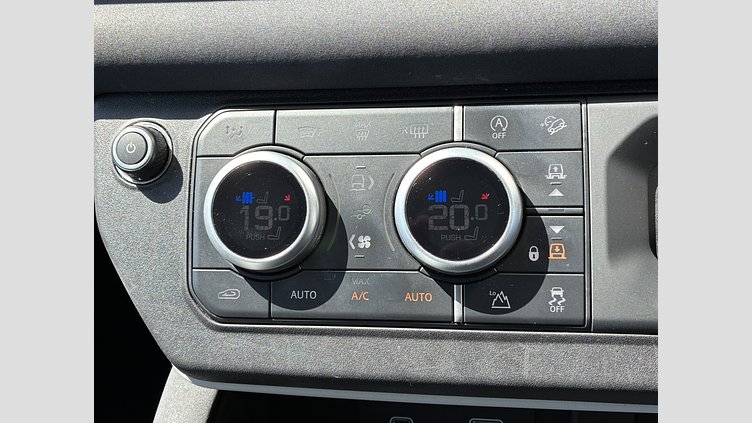 2022 認定中古車 Land Rover Defender 110 サントリーニブラック P300 AWD（AT） XS EDITION