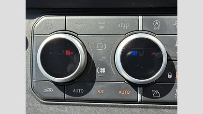 Defender 110 43