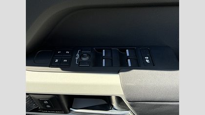 Defender 110 25