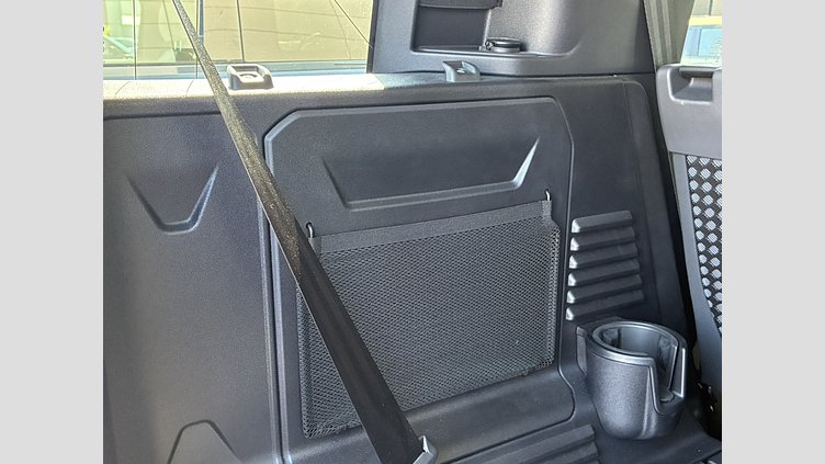 2022 認定中古車 Land Rover Defender 110 サントリーニブラック P300 AWD（AT） XS EDITION