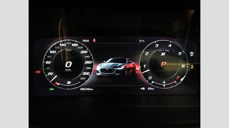 2022 認定中古車 Jaguar F-Type フィレンツェレッド P450 オートマチック 全輪駆動 F-TYPEクーペ R-DYNAMIC BLACK