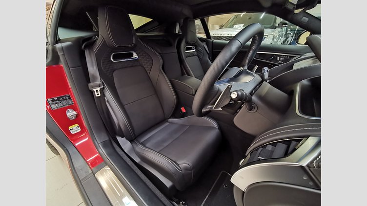 2022 認定中古車 Jaguar F-Type フィレンツェレッド P450 オートマチック 全輪駆動 F-TYPEクーペ R-DYNAMIC BLACK