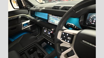Defender 110 33