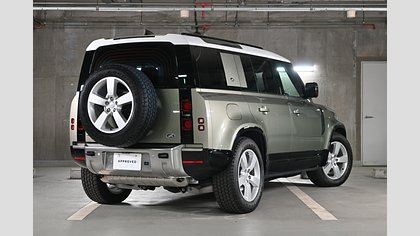 Defender 110 14