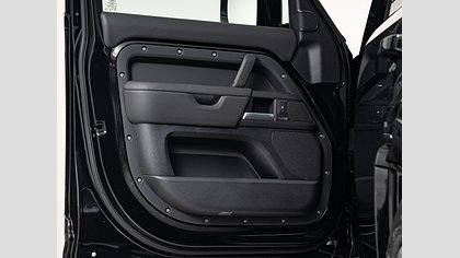 Defender 110 11