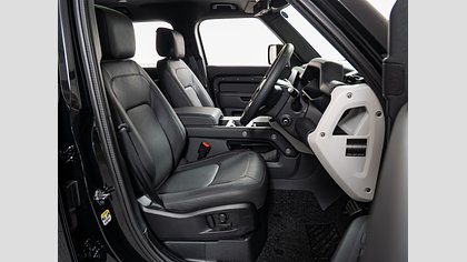 Defender 110 26