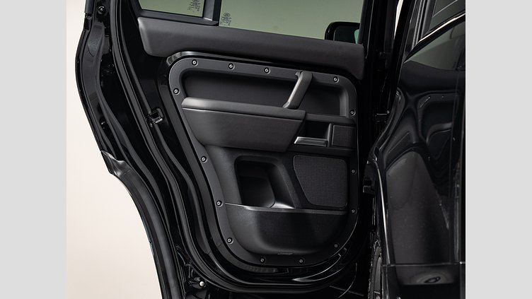 2025 認定中古車 Land Rover Defender 110 サントリーニブラック D350 ディーゼルマイルドハイブリッド X-Dynamic HSE
