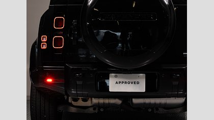 Defender 110 8
