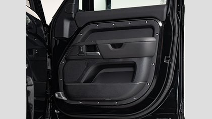 Defender 110 14