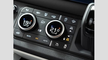 Defender 110 41