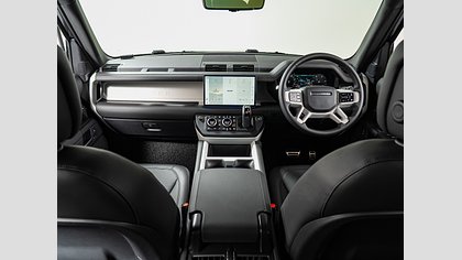 Defender 110 1