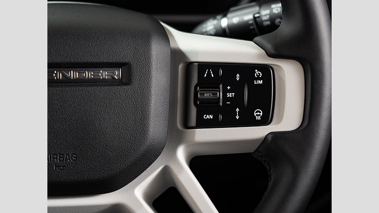 2025 認定中古車 Land Rover Defender 110 サントリーニブラック D350 ディーゼルマイルドハイブリッド X-Dynamic HSE