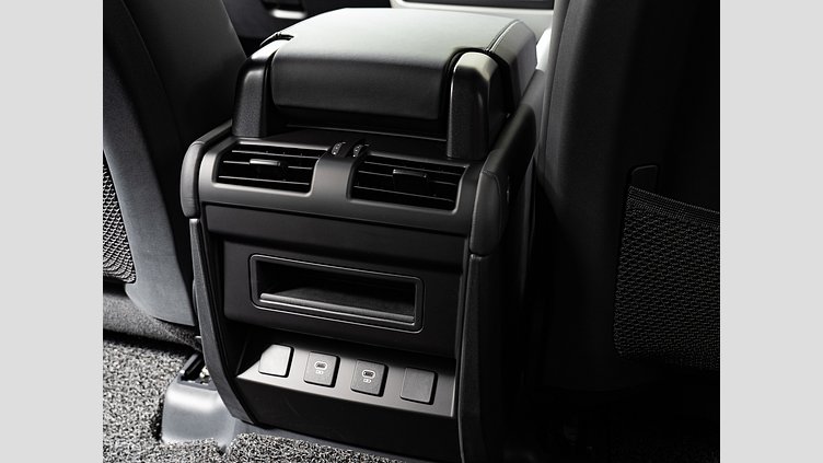 2025 認定中古車 Land Rover Defender 110 サントリーニブラック D350 ディーゼルマイルドハイブリッド X-Dynamic HSE