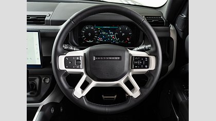 Defender 110 17