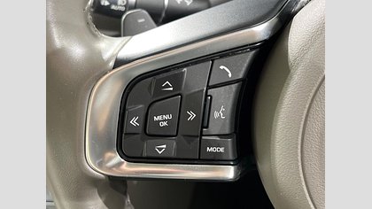 XE 33