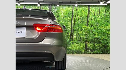 XE 30
