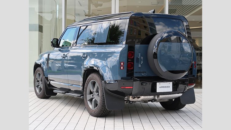 2025 認定中古車 Land Rover Defender 110 タスマンブルー D350 ディーゼルマイルドハイブリッド X-Dynamic HSE