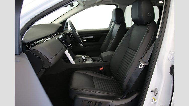 2025 認定中古車 Land Rover Discovery Sport フジホワイト P250（ガソリン） S