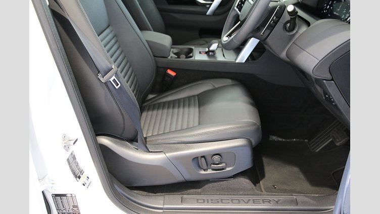 2025 認定中古車 Land Rover Discovery Sport フジホワイト P250（ガソリン） S