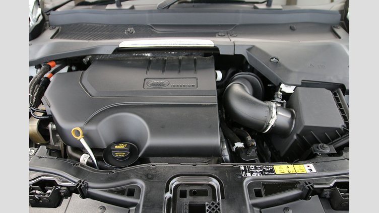 2025 認定中古車 Land Rover Discovery Sport フジホワイト P250（ガソリン） S
