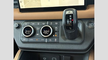 Defender 110 41