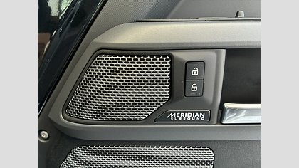 Defender 110 27