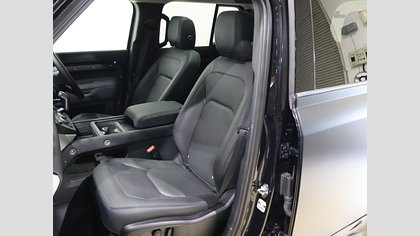 Defender 110 2