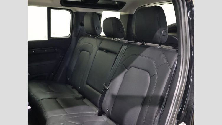 2023 認定中古車 Land Rover Defender 110 サントリーニブラック P300 AWD（AT） SE