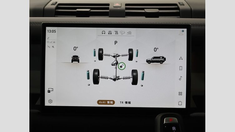2025 認定中古車 Land Rover Defender 110 フジホワイト P300 ガソリン X-Dynamic SE