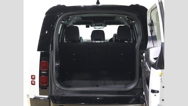 2025 認定中古車 Land Rover Defender 110 フジホワイト P300 ガソリン X-Dynamic SE