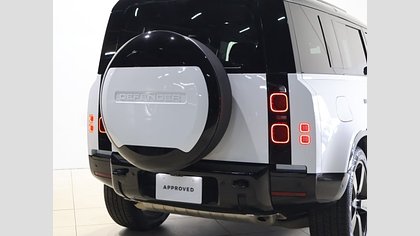Defender 110 15